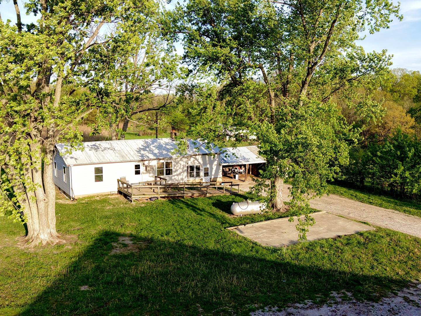 000 N 1900th ST, Cowden, IL 62863