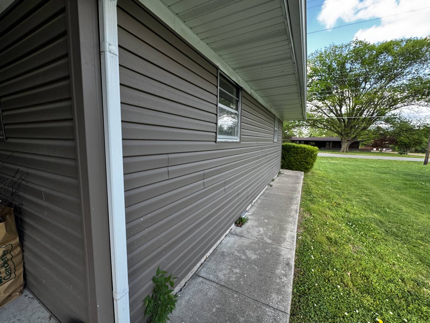 803 S Madison ST, Duquoin, IL 62832