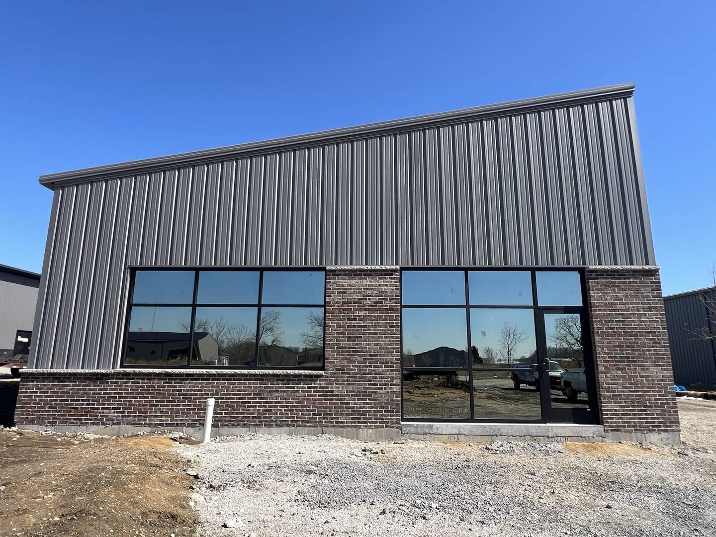 3227 CENTENNIAL CT, Bettendorf, IA 52722