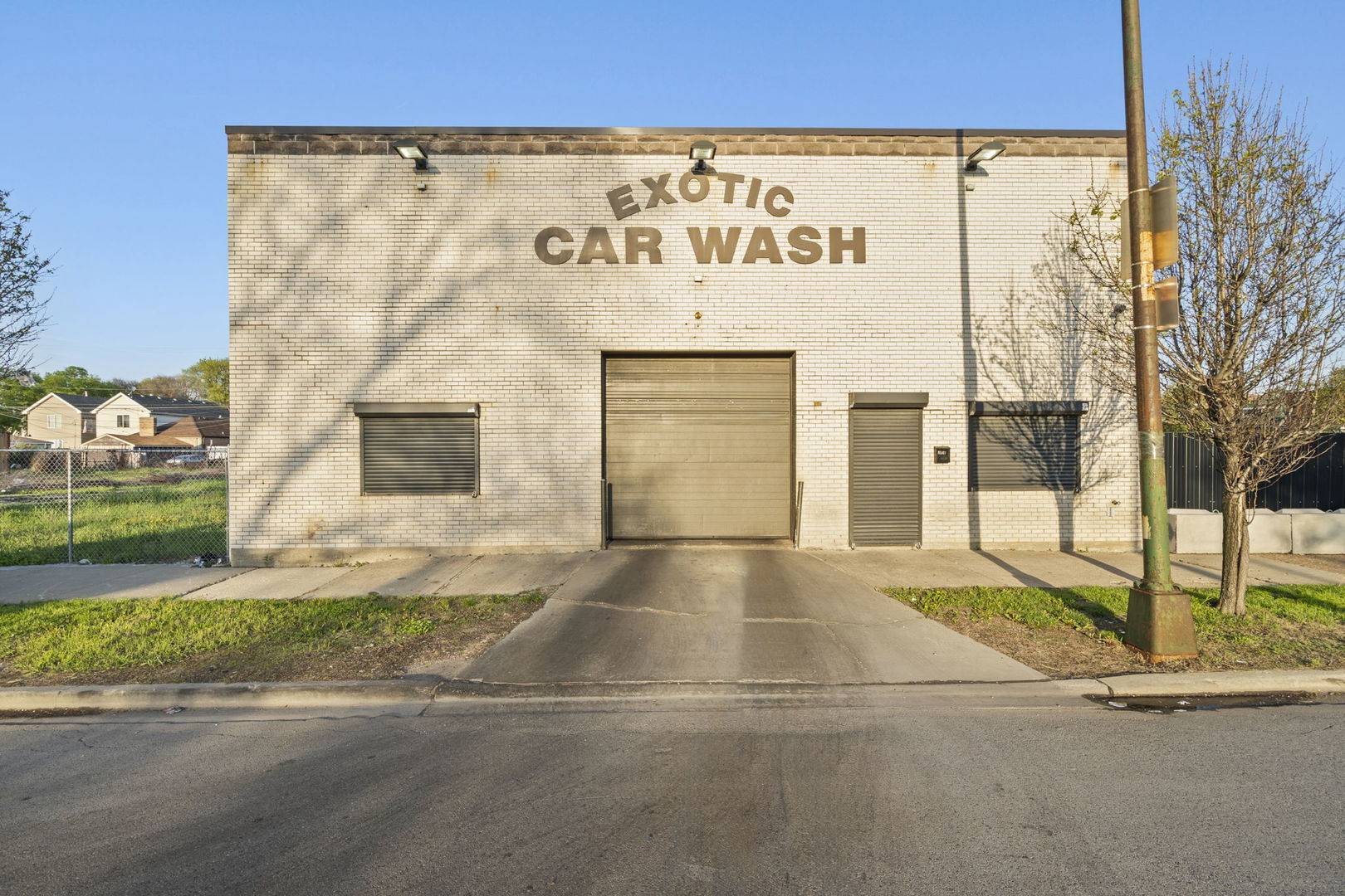 8247 S STONY ISLAND AVE, Chicago, IL 60617