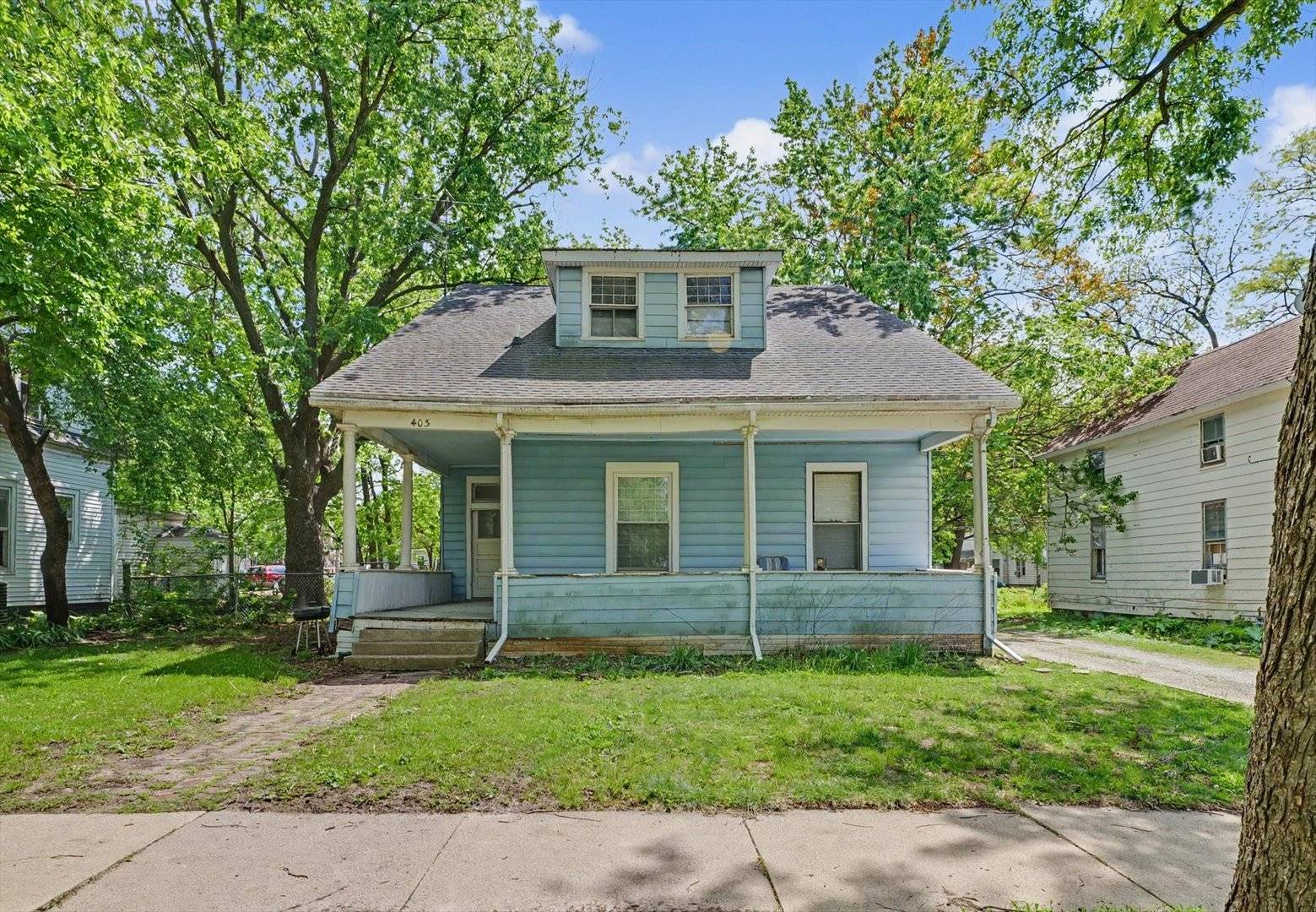 403 W Columbia AVE, Champaign, IL 61820