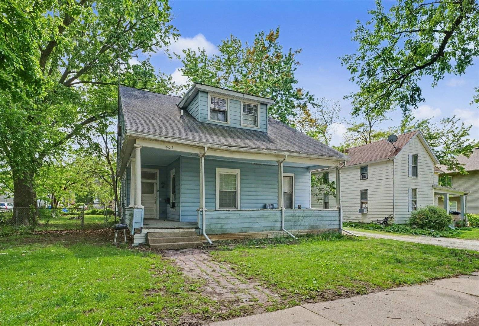 403 W Columbia AVE, Champaign, IL 61820