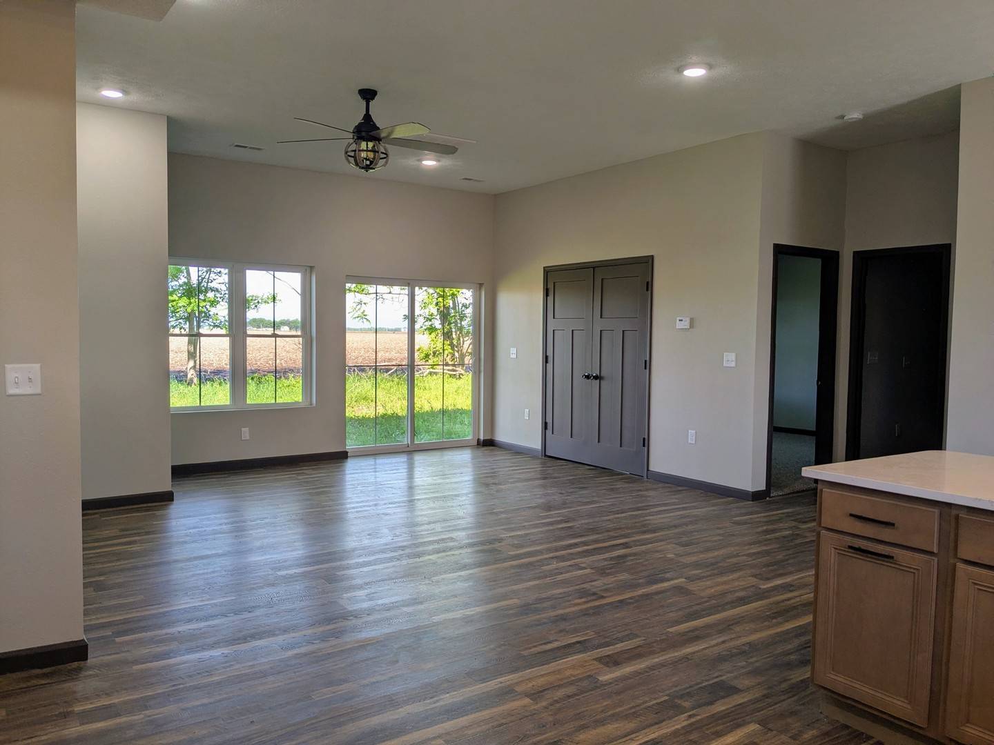 521 Dewolf ST, Odin, IL 62870