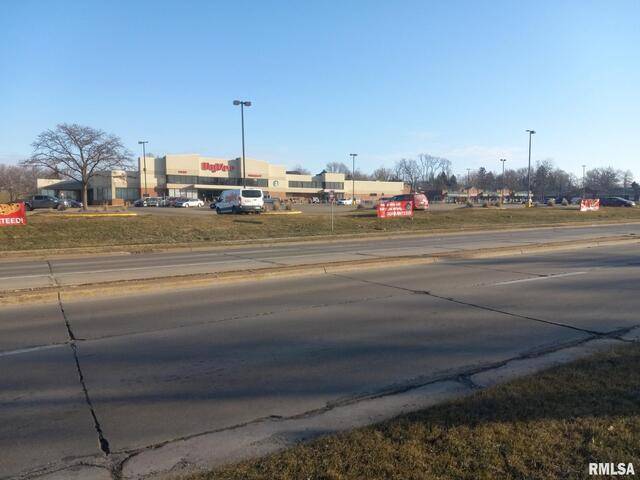 0 West Kimberly RD, Davenport, IA 52806