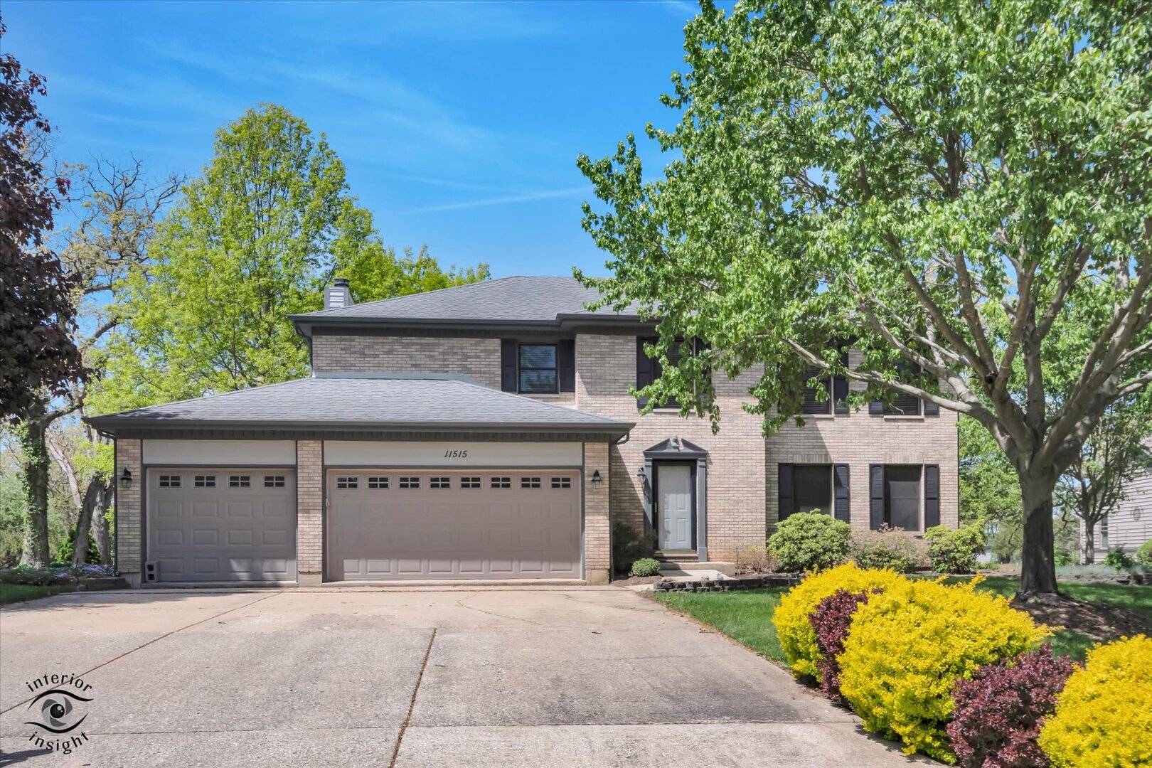 11515 Ellwood Greens RD, Genoa, IL 60135