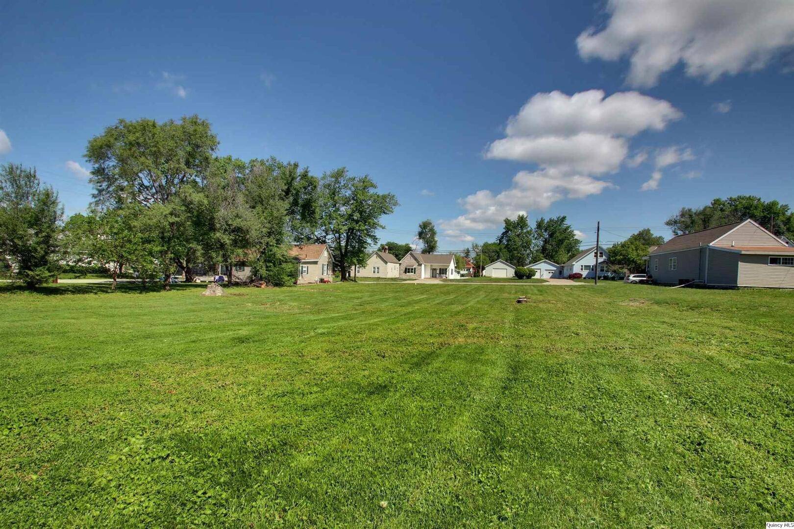 1514 Lind ST, Quincy, IL 62301