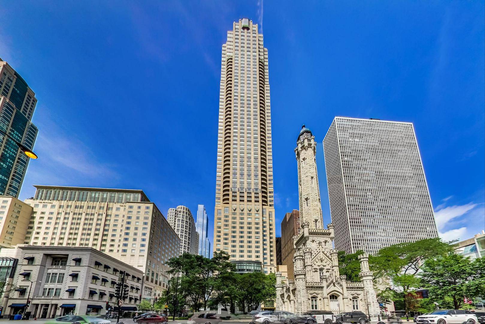 800 N MICHIGAN AVE #4801, Chicago, IL 60611