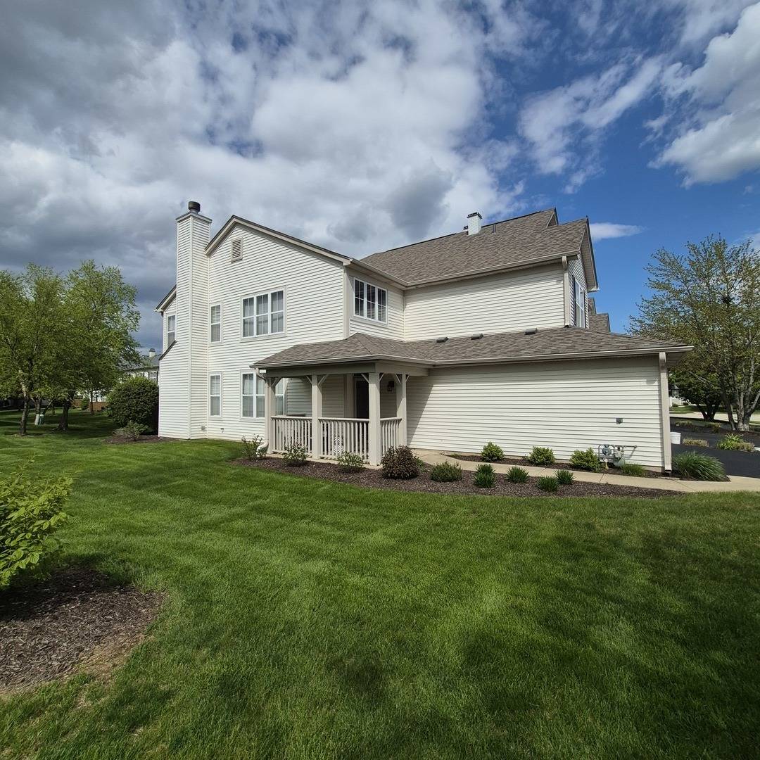 477 Peregrine Pkwy #D, Bartlett, IL 60103