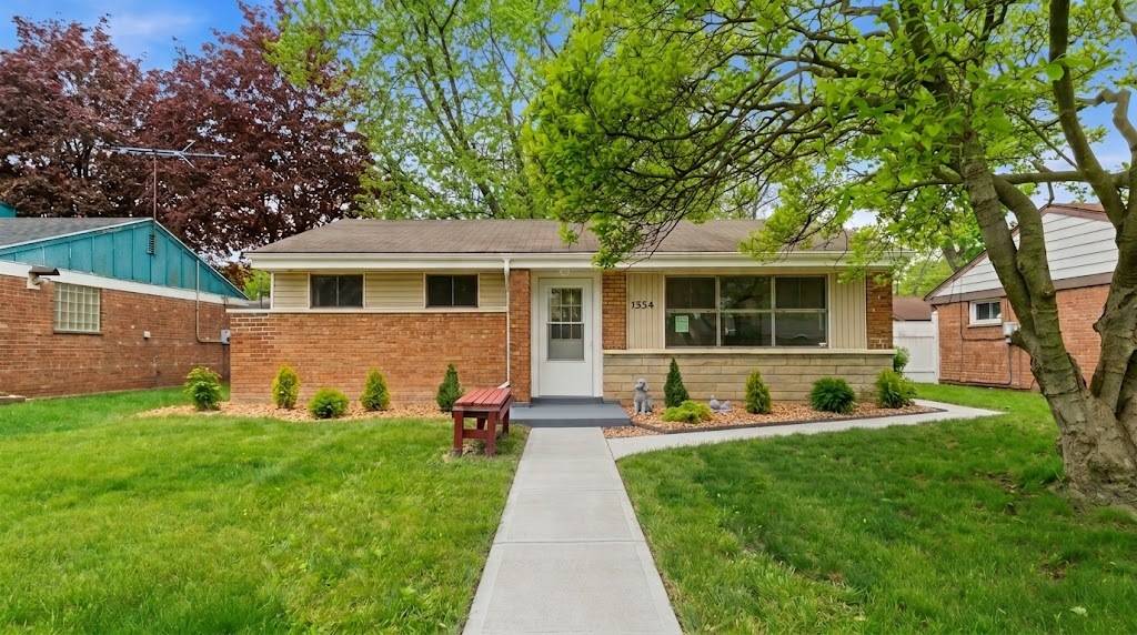 1354 Hirsch AVE, Calumet City, IL 60409
