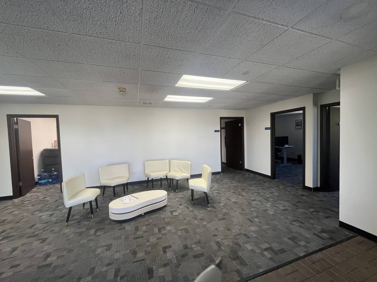 1336 Enterprise DR, Romeoville, IL 60446