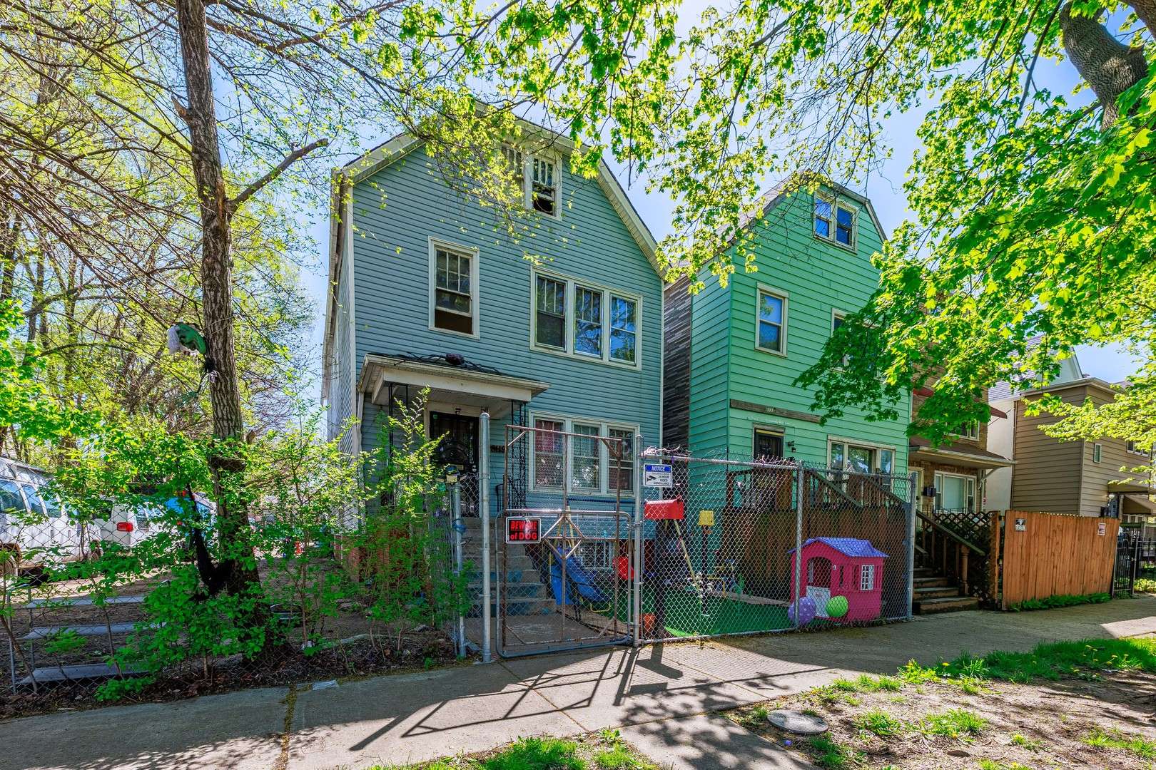 8119 S Escanaba AVE, Chicago, IL 60617