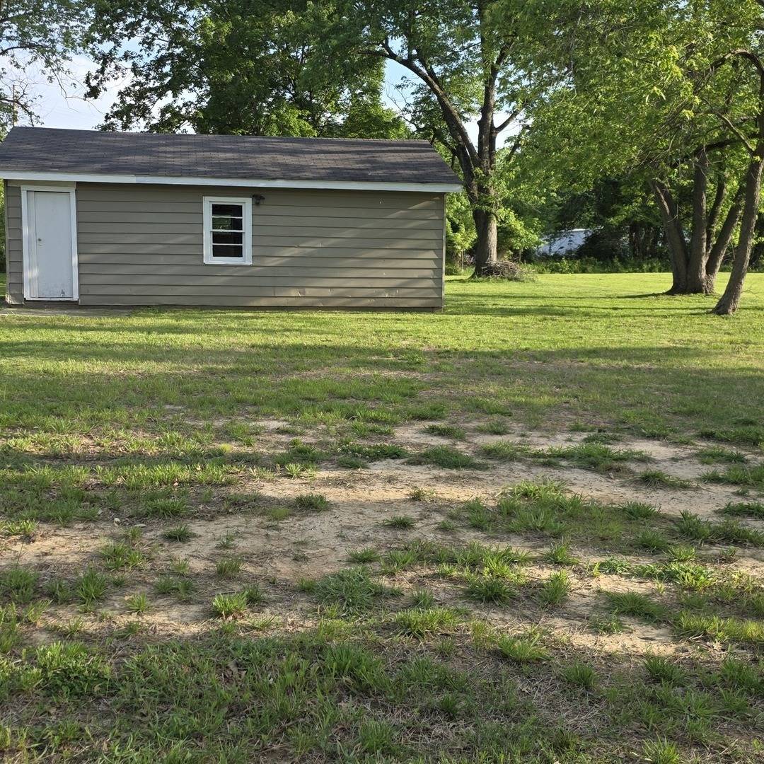 11495 N Brownsville RD, Mt Vernon, IL 62864