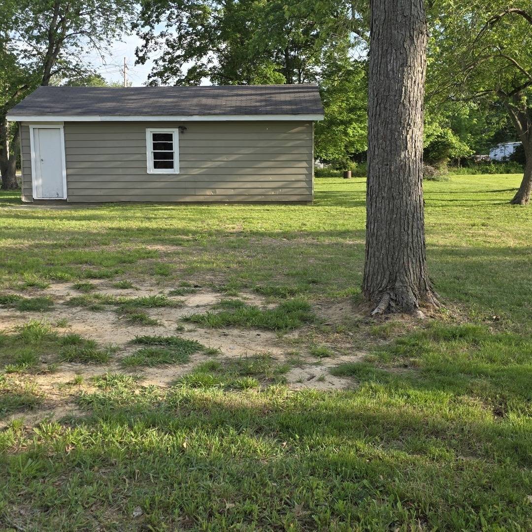 11495 N Brownsville RD, Mt Vernon, IL 62864