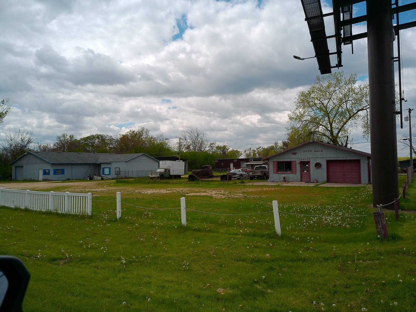 14178,14190,14192 Dearborn AVE, South Beloit, IL 61080