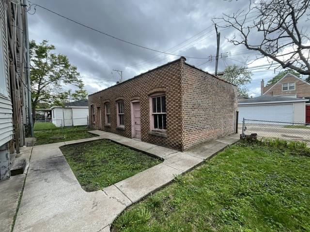 8620 S Drexel AVE, Chicago, IL 60619