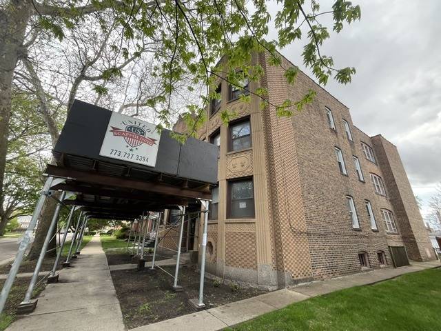 8620 S Drexel AVE, Chicago, IL 60619