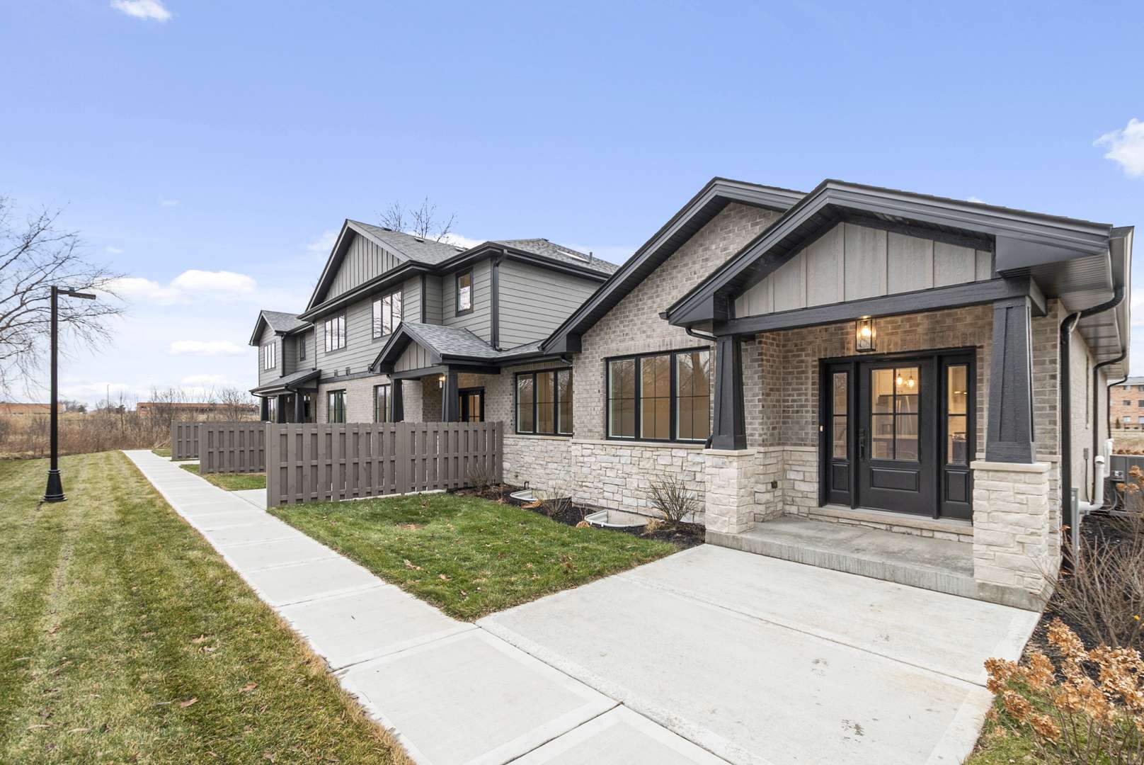 11321 1st ST, Mokena, IL 60448