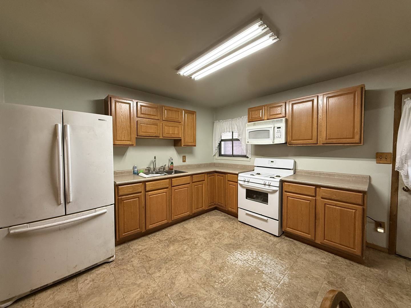 141 S Oakdale AVE, Kankakee, IL 60901
