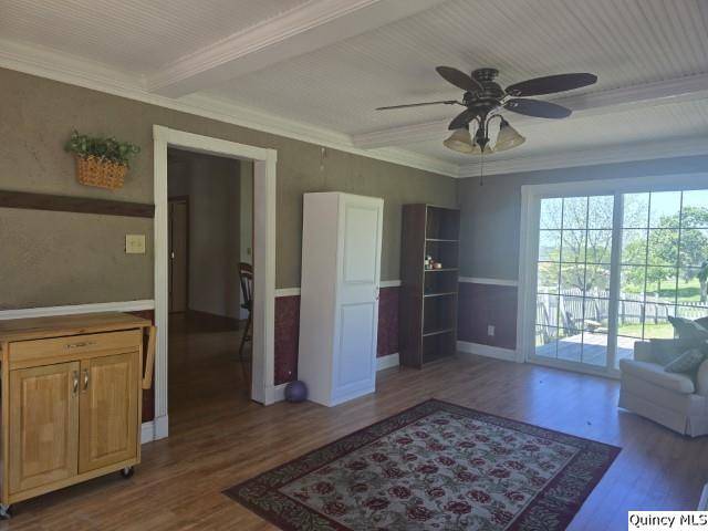 4 Riverview DR, Nauvoo, IL 62354
