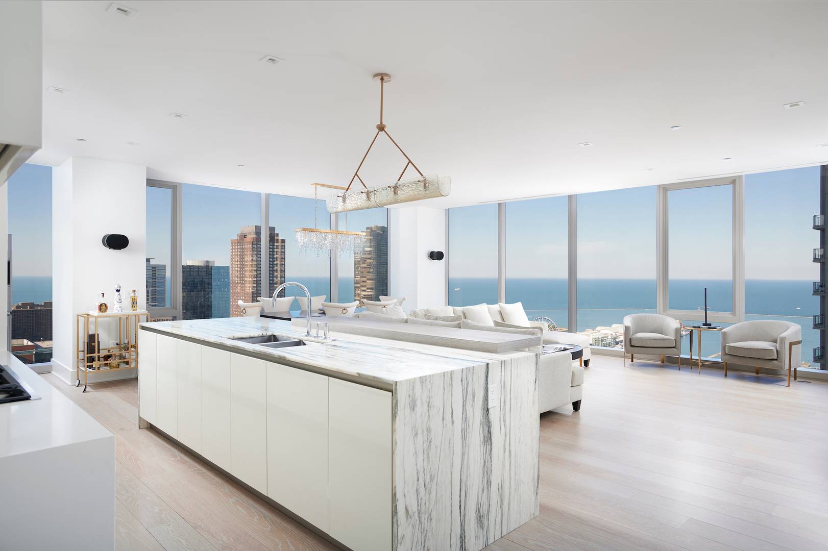 363 E Wacker DR #3608, Chicago, IL 60601