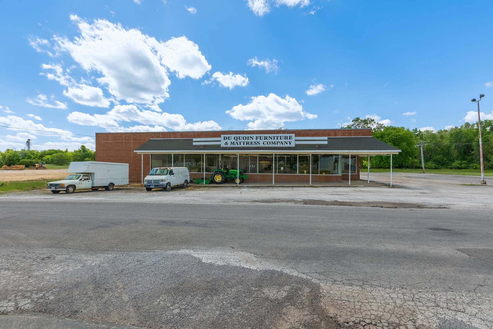 745B Sunset AVE, Duquoin, IL 62832