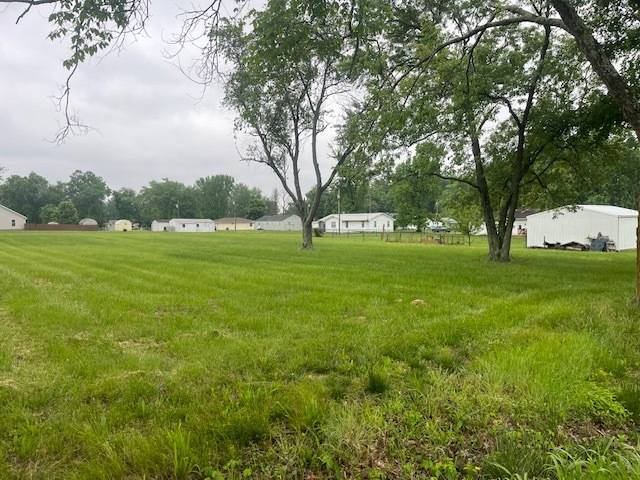 000 Whitney LN, Marion, IL 62959