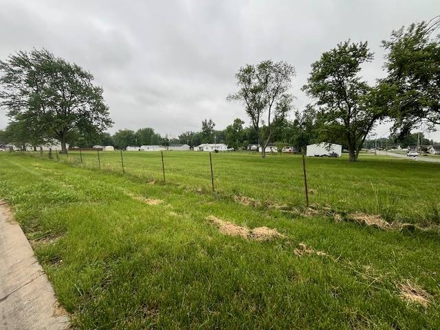 000 Whitney LN, Marion, IL 62959