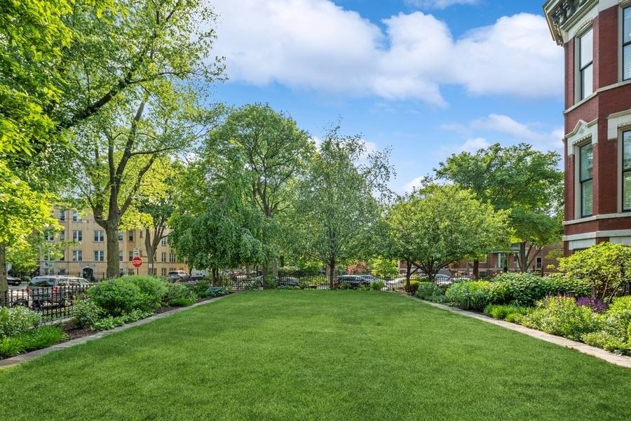1407 N Hoyne AVE, Chicago, IL 60622