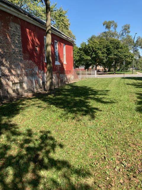 301 W 115th ST, Chicago, IL 60628