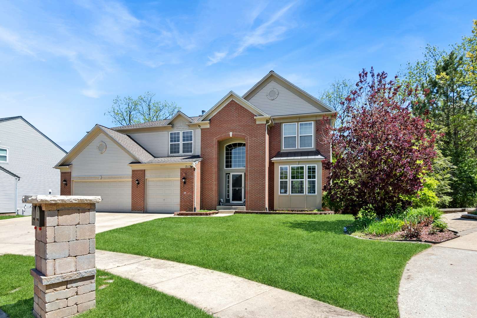 713 Blue Ridge DR, Streamwood, IL 60107