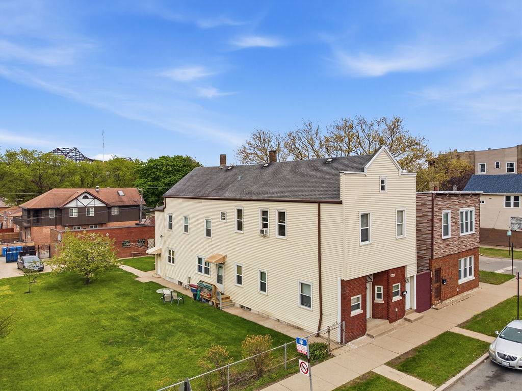 9655 S Commercial AVE, Chicago, IL 60617
