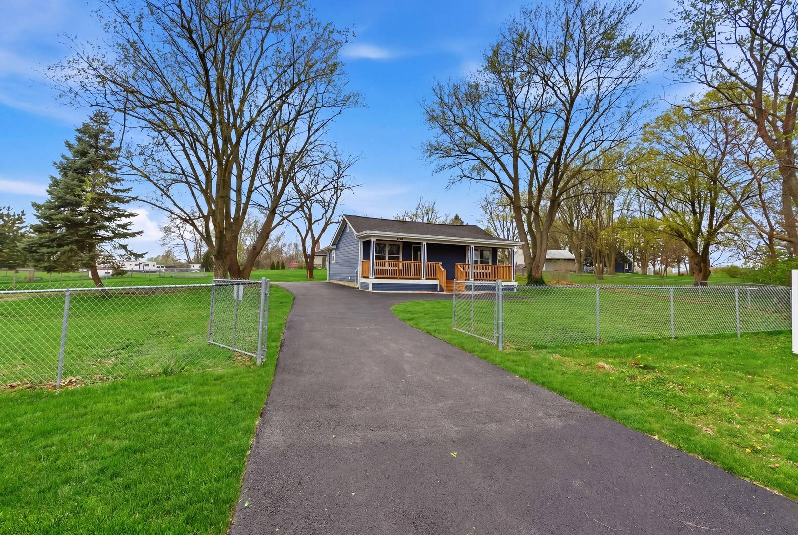 25449 W US Highway 30, Plainfield, IL 60585