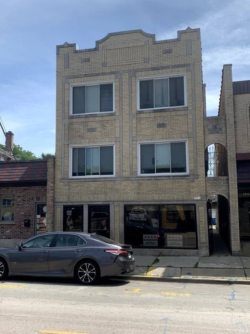 5751 W Higgins AVE #1S, Chicago, IL 60630