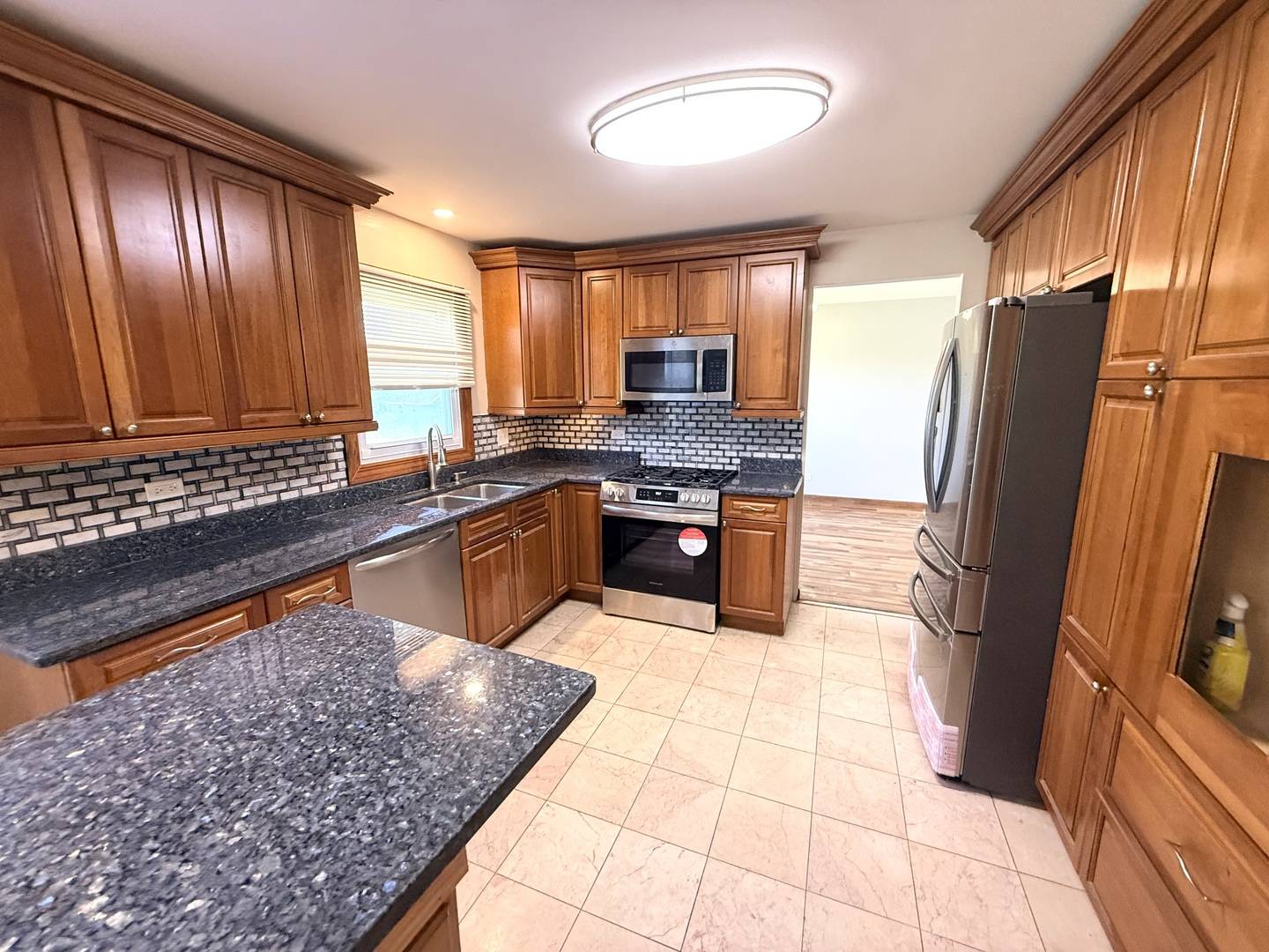 1613 Tina LN, Flossmoor, IL 60422