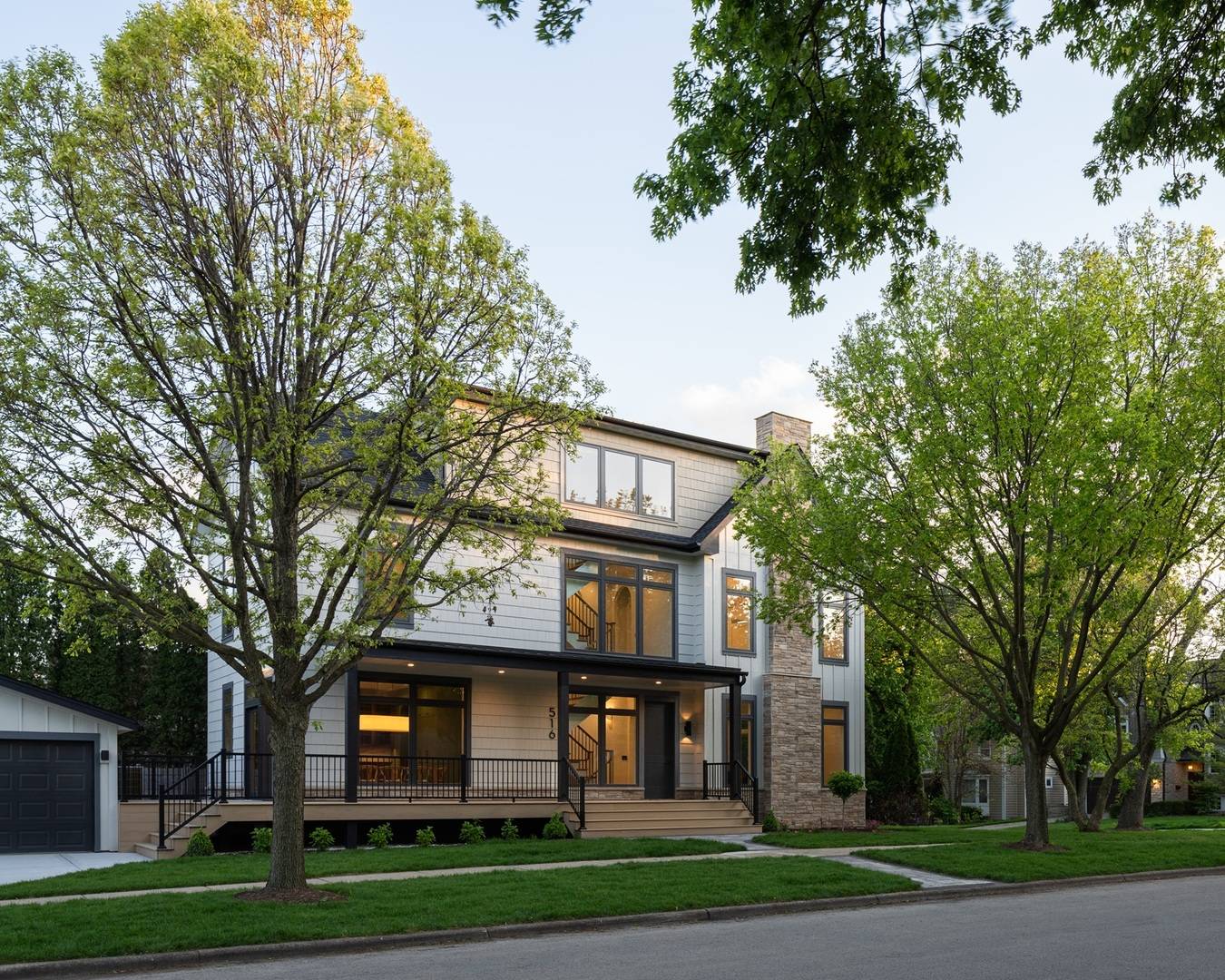 516 W 6th ST, Hinsdale, IL 60521