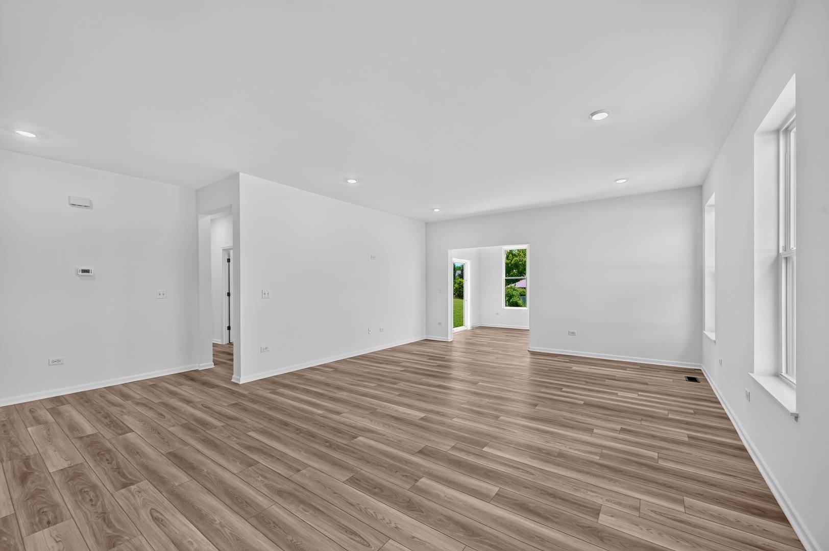 373 Cottrell LN, Aurora, IL 60506