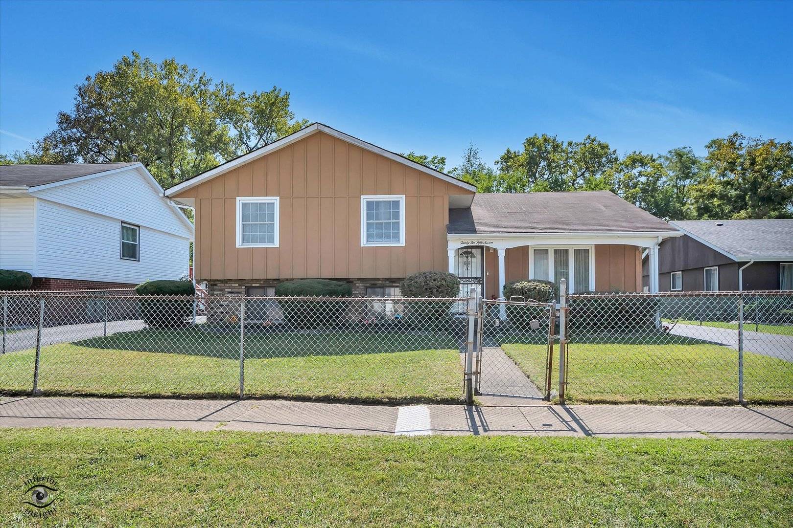 3257 Magnolia DR, Markham, IL 60428
