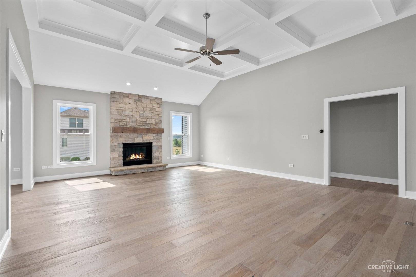 675 Cumberland LN, Oswego, IL 60543