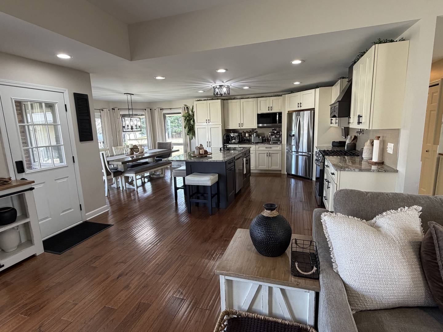 17245 County Line RD, Plainfield, IL 60586