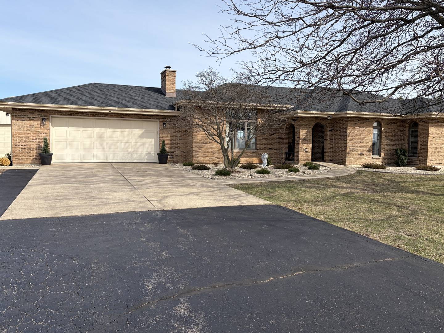 17245 County Line RD, Plainfield, IL 60586