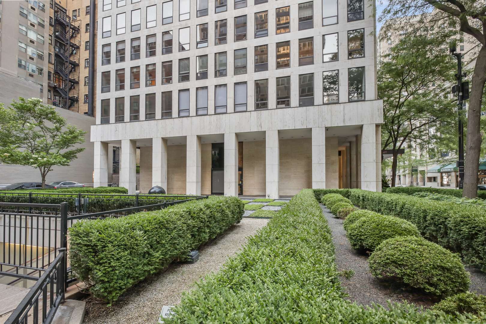 260 E Chestnut ST #2904, Chicago, IL 60611
