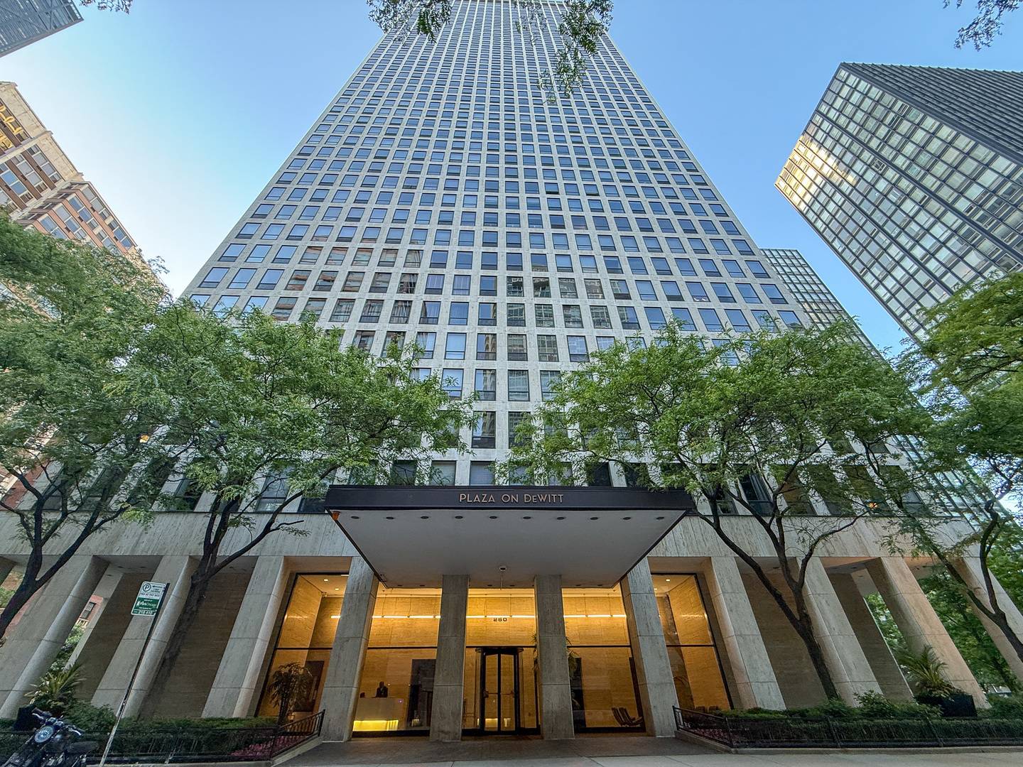 260 E Chestnut ST #2904, Chicago, IL 60611