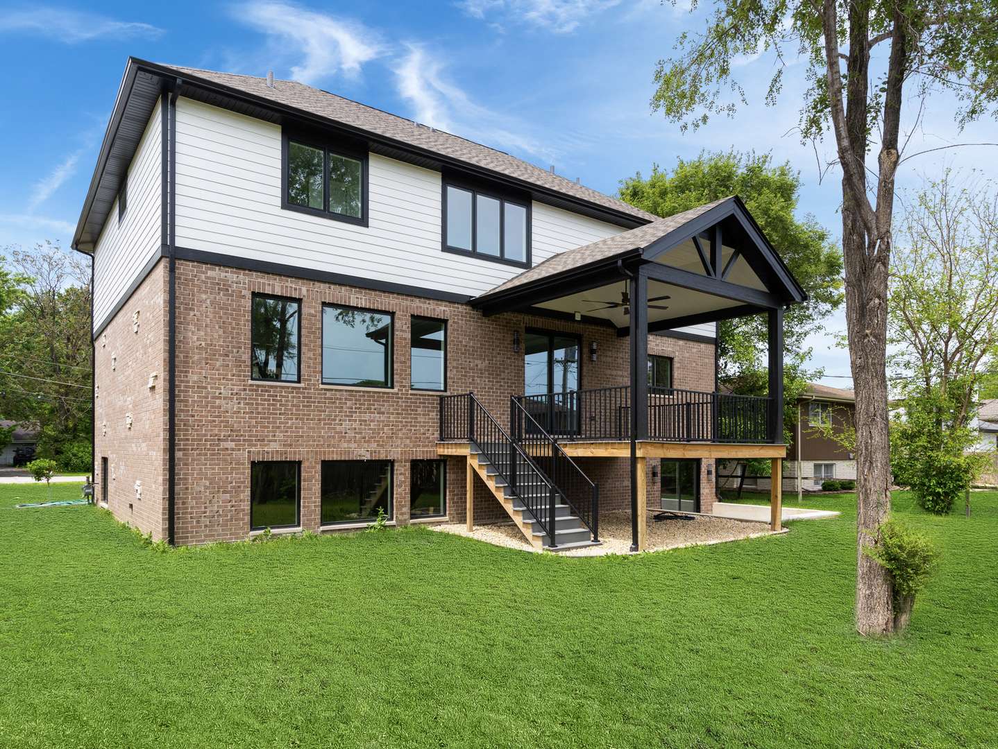 10441 S 83rd AVE, Palos Hills, IL 60465