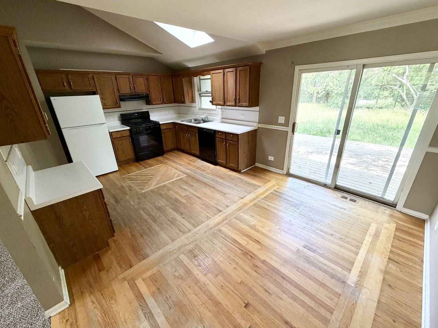 28W560 Bolles AVE, West Chicago, IL 60185
