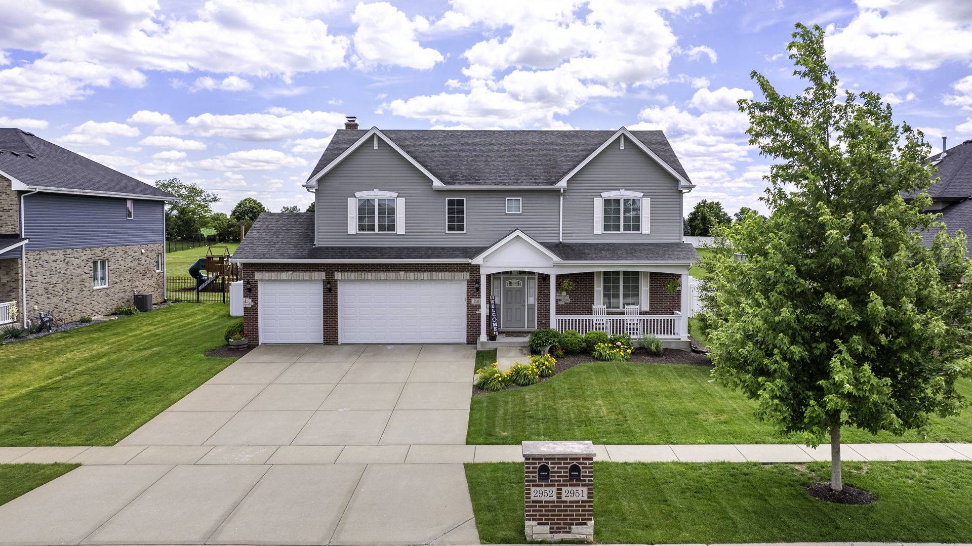2951 Brett DR, New Lenox, IL 60451