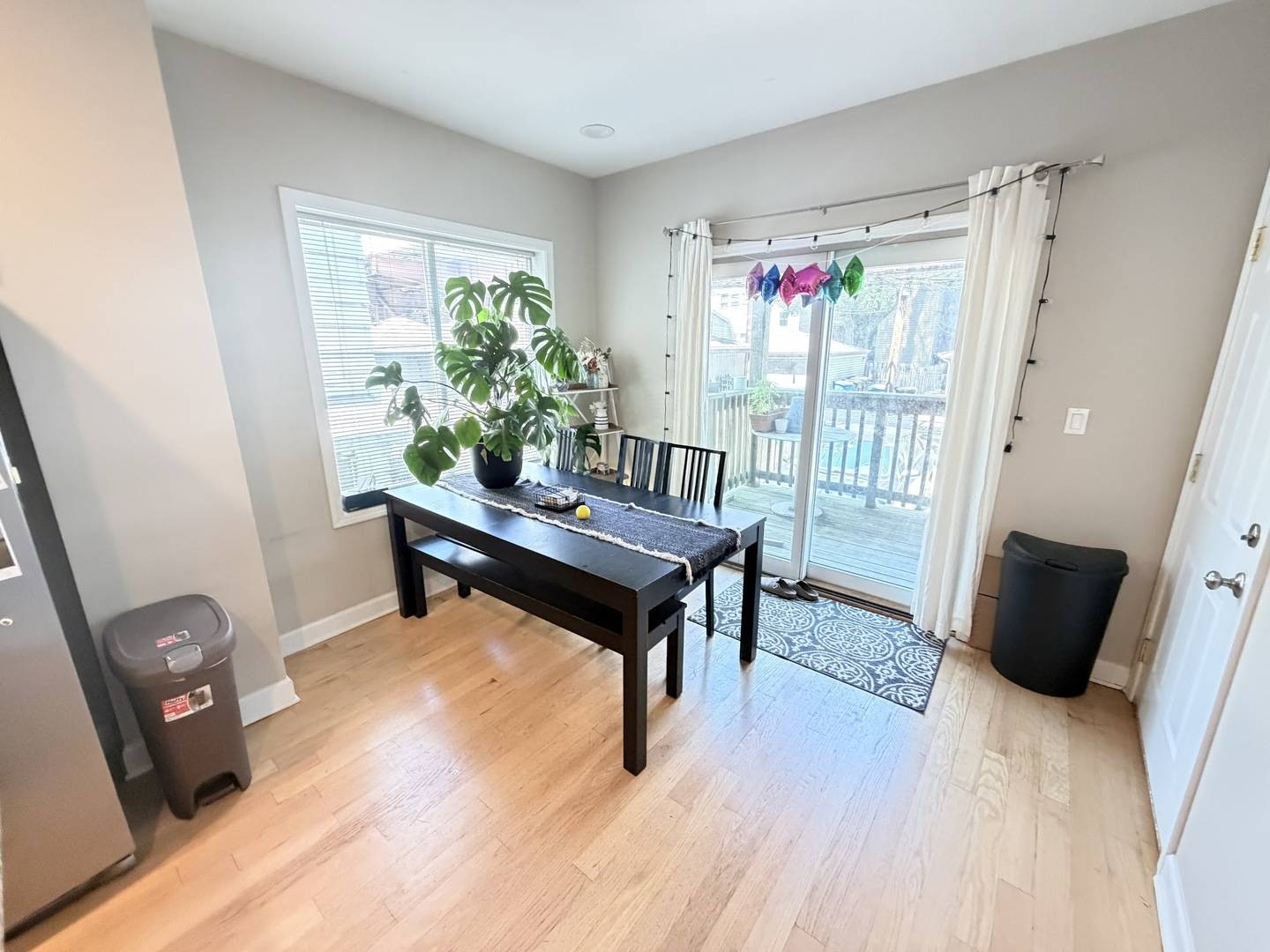 1330 W Roscoe ST #1, Chicago, IL 60657