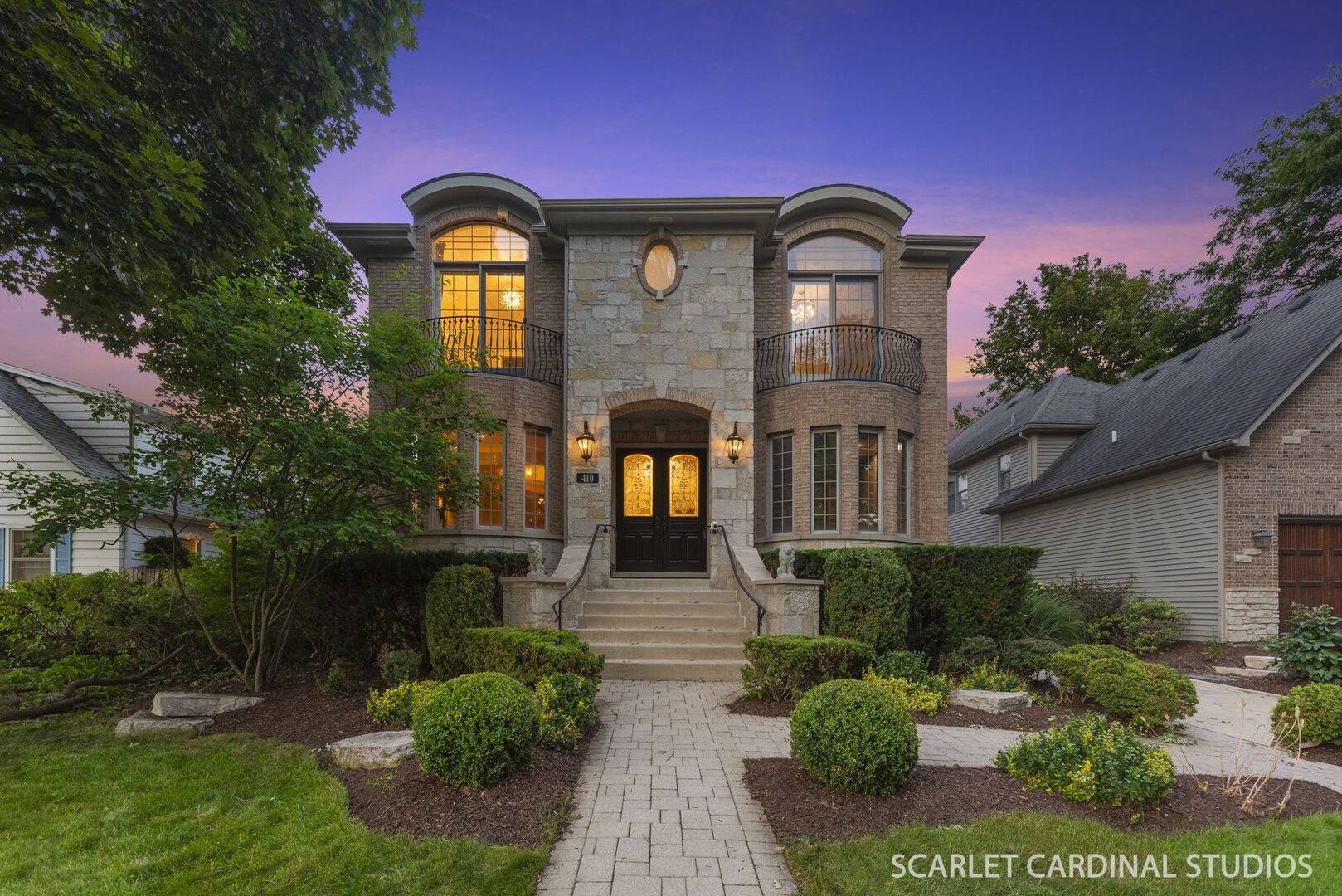 410 S Sleight ST, Naperville, IL 60540