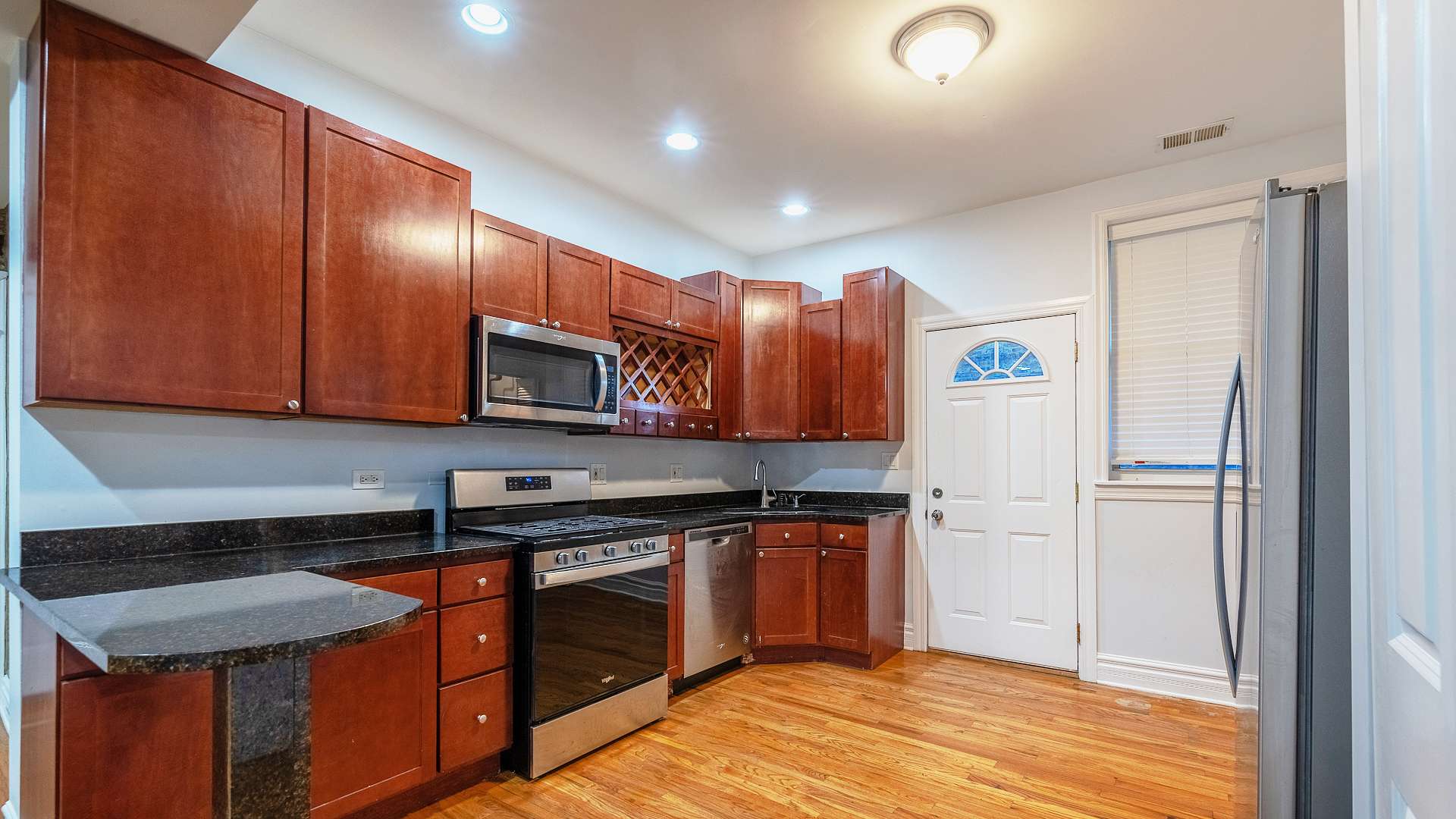 4847 S Vincennes AVE #203, Chicago, IL 60615