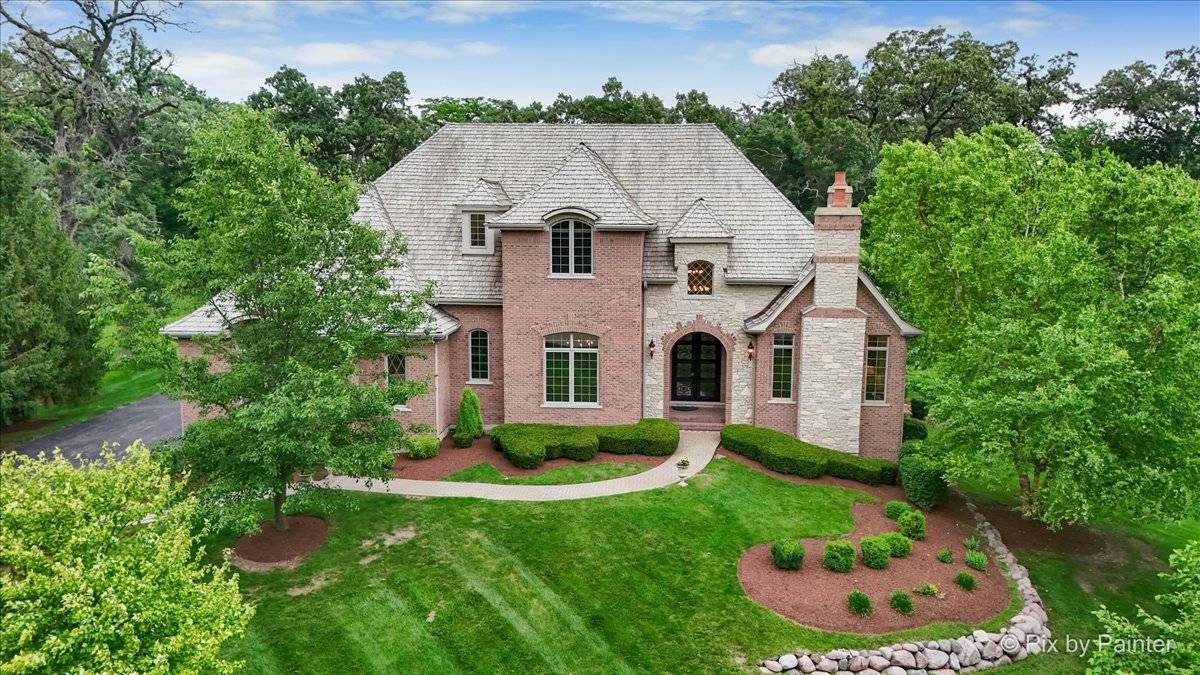 117 N. Wynstone DR, North Barrington, IL 60010