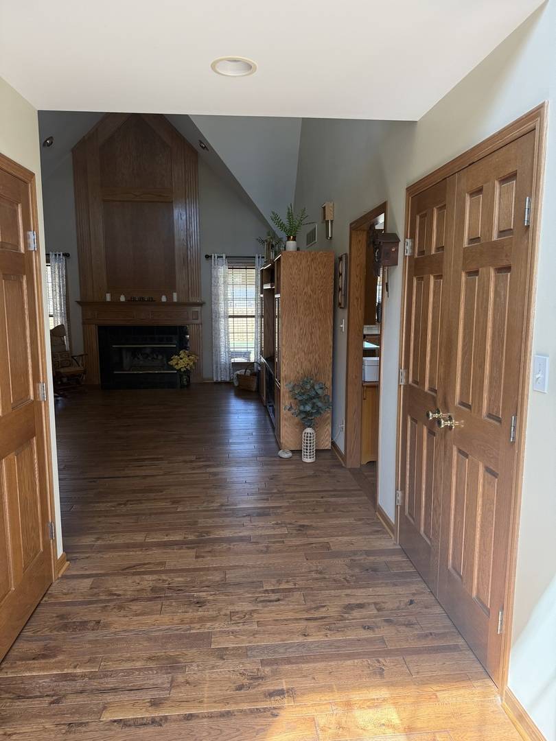 1609 Lorraine DR, Sandwich, IL 60548